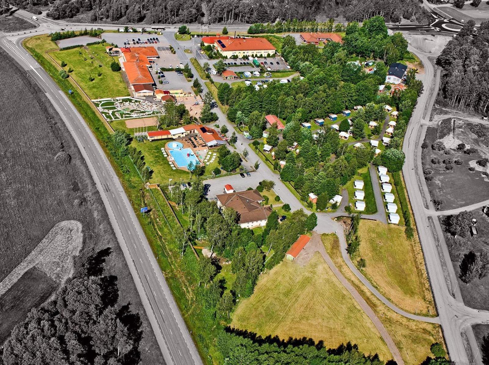 Bjoerkbackens Stugby I Vimmerby Bagian luar foto