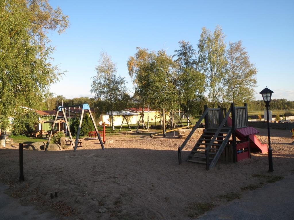 Bjoerkbackens Stugby I Vimmerby Bagian luar foto